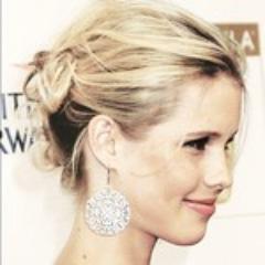 ExquisiteSeraph's profile picture. ~Finding the cure for vampirism has changed my life for the better. I've missed being human and now I am one, I feel more alive than ever.~