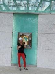 LaurynParker3's profile picture. Yiddish Proverb~ If you cant bite dont show your teeth.