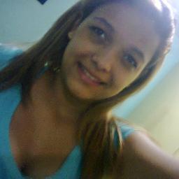 ; tta bombando , tta bombando ellÁ é estiilo #_ArlequinÁ ♫♪'  amo dms miinha m*a @GabiiyOliveira_ ; ♥