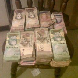 gana dinero usando tu twitter en el siguiente link los sencillos pasos---  http://t.co/dP7GgB0A  (solo venezuela y colombia)