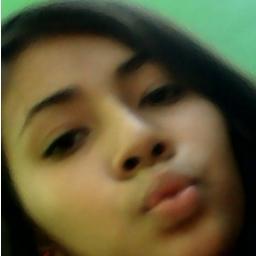 VIVO EN UN MUNDO DONDE ESTUDIAR ES DORMIR.........JUGAR SON LOS DEBERES.............. Y REIR ES MI ALIMENTO!!!! :3
FOLLOCK BACK