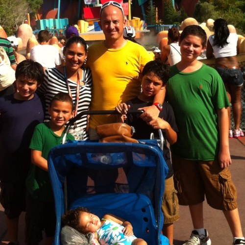 olinto's profile picture. Husband, Father of 4, Runner, Biker, Catholic.