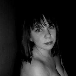 idepieni's profile picture. Leikin ymmärtäväni jotain aiheesta jääkiekko.

One life, one love, one team.