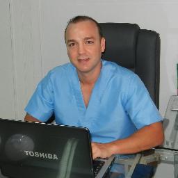 RomanPlastic's profile picture. Nacido el 15 de septiembre de 1977 Médico Cirujano de la Universidad Javeriana, Cirujano Plástico reconstructivo y estético del hospital San José y Militar