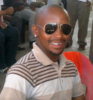 DephlinDevlink's profile picture. 