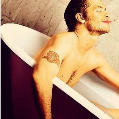 Profile Picture of - J Ti Sta Seguendoh (@JayStalker) on Twitter
