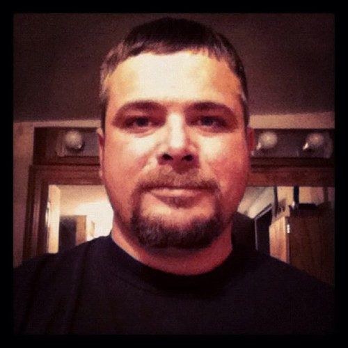 the25thfret's profile picture. A little rough around the edges, but the potter isn't finished with the clay.