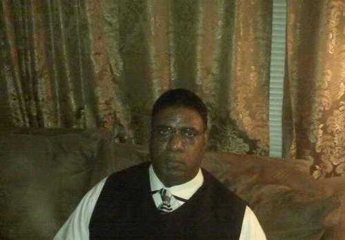 truth5151's profile picture. I love politic's however I strongly believe the people we elect to public office should work in behalf of the american people not in their own best interest.