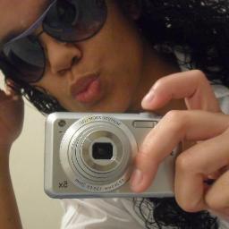 Nem tem como descrever minha pessoa! Sou o que sou