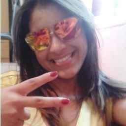 ☆ Existem momentos na vida que é necessário excluir pessoas, apagar lembranças, jogar fora o que machuca !