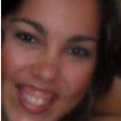 Nutricionista, estudante de química, funcionária pública, professora, mãe, mulher e muito mais, td que puder...