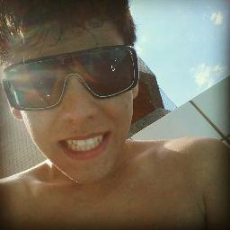 Fernando Donadi,,Deus,família,amigos,musica,S.P.F.C.s2'.Sou parceiro & irmão do @GabrielDonadi , @ericrock23 , @Maa_Portes quer saber mais ? me segue (: