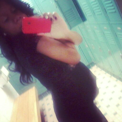 | EightTEEN| SINGLE |Mother Of Kae'Dynce Sade| Being Lesbian Isn't aa TEAM Itss Aa LifeSTYLE | ♀+ ♀ =  ♡ |Twife~. @Caramel_Kusshh |