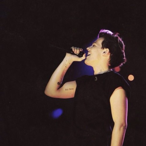 123FlickGirls's profile picture. Solo Directioners con la One Direction Infection y solo Directioners qe necesiten estar en un hospital psciquiatrico por tanta One Direction Infection ❤