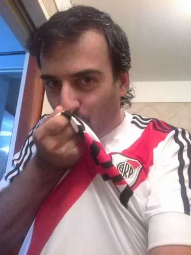 💙🤍💙Argentina⭐⭐⭐18/12/22 🏆🥇
⚪🔴⚪River Plate 9/12/18-14/3/18 inYourFace!🏆🥇
⚫🔴⚫🔴Central Entrerriano-Soy Carnavalero y de Marí Marí