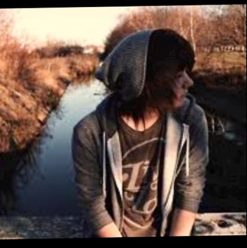 taken by @unicorn_p3nis no touchy hes mine all mine im gunna keep him and call him MiNe c: so u touchy i killy k bye :3