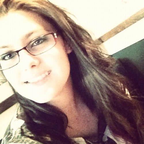 Rachel. Lesbian. You look lost, follow me.✌