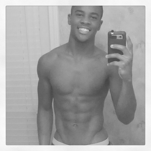 frederico10F_3's profile picture. 