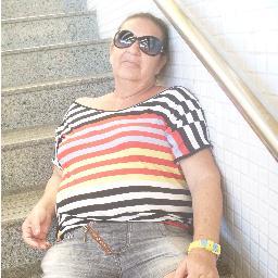EU SOU UMA PESSOA LEGAL E AMO FAZER NOVAS ANIZADES, E SABER O QUE ACONTECE NO MUNDO