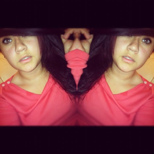 ||God & Family Over Everything || . . . .. . Lick my Tweets , how do they taste ? Salty ? #Hispanic✌#Single || Loner ||