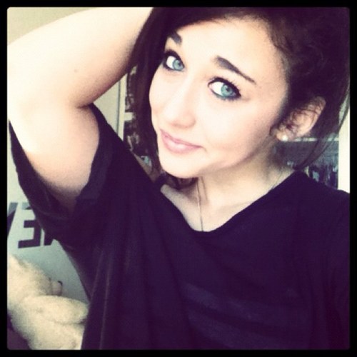 Camille 19 French Stoned in love, intoxicated with hatred. The Strenght to advance.