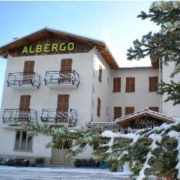 Hotel Ristorante a Frabosa Soprana, sulle piste Monte Moro, posizione stupenda, panorama unico, camere confortevoli, ottima cucina tipica piemontese e ligure