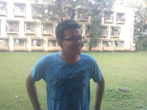 Grad@MIT (present), Undergrad@IITB. Struggling researcher by day, sleepy researcher by night.