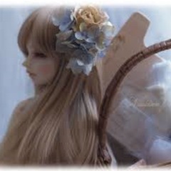 kmonodavinci's profile picture. 小説/デザイン/映画/ 物書き/オペレーター/
日々など。