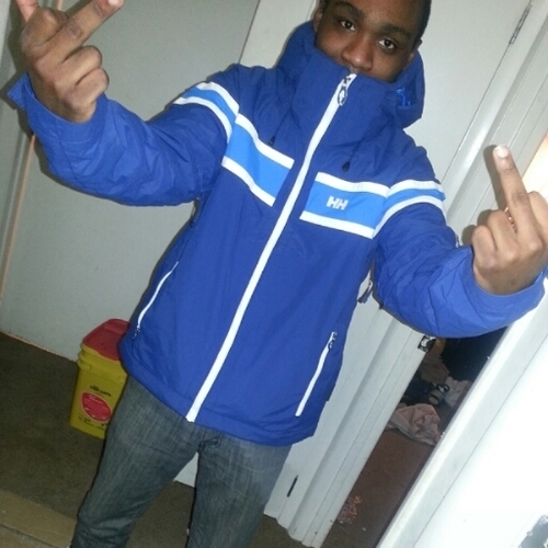 RedberryJah's profile picture. if yu aint talkin $$$ then yu talkin shyt.....