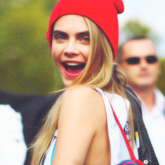 Never lose yourself...@paulwesley FUCKER.Professional human being.@Caradelevingne ! Justin Bieber is my baby.K bye