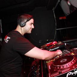 MichaelGinMusic's profile picture. Dj/Producer • Remixer • Music Lover