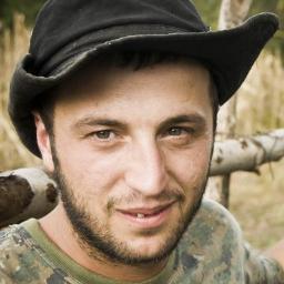 jackscribbles's profile picture. Stay-at-home-dad, imaginary novelist, bee keeper, fledgling blogger, and book worm. 
I am currently producing honey and stories from my humble abode.