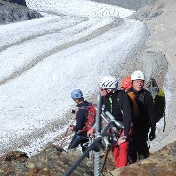 Siamo un gruppo di amici che si ritrova per organizzare attività in montagna e attività propedeutiche al fine di incentivare la vita nelle terre alte.