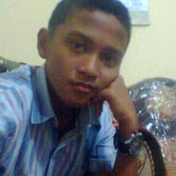 Nama: Rizky Setiawan
Sekolah di MTs Negri Pematang Siantar
Pembenci keributan dan permusuhan
Hoby : Baca novel dan renang
Cita - Cita: Jadi Dokter