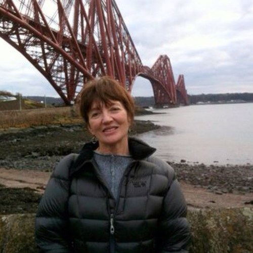 Blue Badge driver guide (English & French) specialising in tailor-made tours in Scotland & North of England. Coach & walking tours. Whisky specialist.