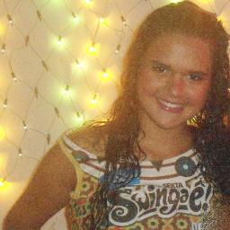 sou a louca que todos amam!,DEUS,FAMILIA,apaixonada eternamente pelo meu divô @oleosantana.time @santosfc até a morte!