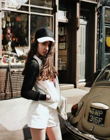 F(x) ||94 Lines||like a barbie in the fairytale story||it's my life and you don't know about it,so don't kepo,sip!