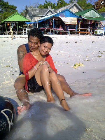 ultameliana's profile picture. Suka makanan pedes,buat kue,dah punya bintang bulan purnama,,,sabar bgt,syang bgt,cinta bgt,luv setengah mati