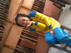 RizkiSilvi's profile picture. 