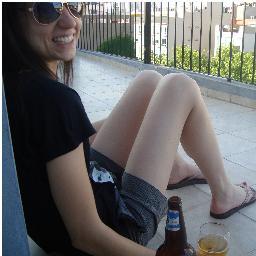 Eu, Ri, bebi, cresci, evolui, me iludi, me fudi, mas não morri. Eu beijei, sonhei, errei, me decepcionei, apaixonei, mudei, enfim eu vivi.