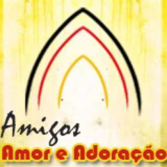 Jovens de todas as idades que têm uma experiencia com o Divino Amigo através do @amoreadoracao e que como gratidão intercedem pela missão!