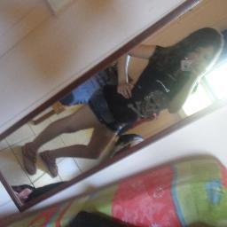 Nasci , Vivi , e sou Feliz Assim , Ou Algo Do Gênero
