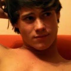 jefferso_oon's profile picture. Personalidade é mt mais que roupas, acessórios, músicas e gírias. Personalidade é caráter, atitude, e é o que falta em muita gente!