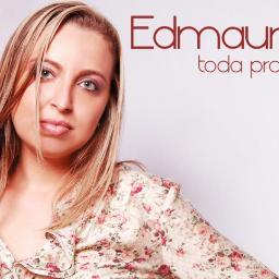 Cantora,compositora uma adoradora apaixonada pelo evangelho e disposta a fazer a obra do Senhor com excelência Contatos http://t.co/4QtbupHcDh