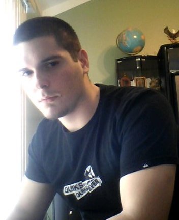 f_tollja's profile picture. 