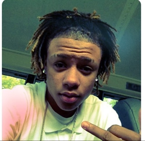 SOPHMORE
BALLER at OAK GROVE HIGHSCHOOL
ball is life simple as that go wherever the stars take me