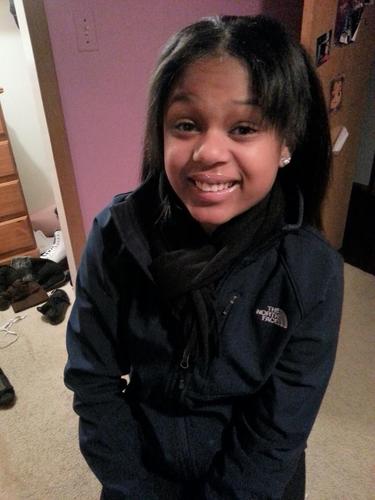 #TeamSnookie(: #TeamLightskin #TeamPrettyEyes Live, Laugh, Love, & Learn from mistakes ♥  I LOVE God!
