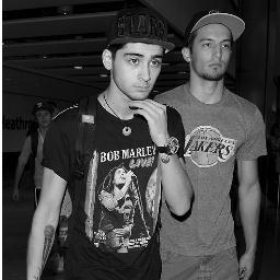 One Direction, Taylor Swift. Ask for a follow back :) Was 1d_Swiftyy :)  Louis follows :D #LFC
