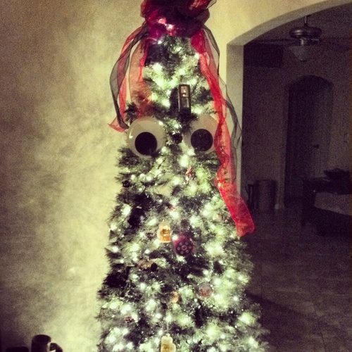 CrownNGinger's profile picture. I've got an addiction to Unicorn Piss, golf and the Misses @mismeredith in reverse order of course. Up on the Toes, Slight forward press, swing, FOLLOW THROUGH