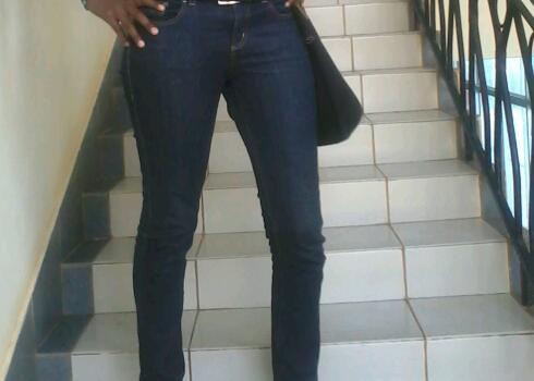 noshbev's profile picture. 